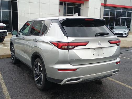 2024 Mitsubishi Outlander