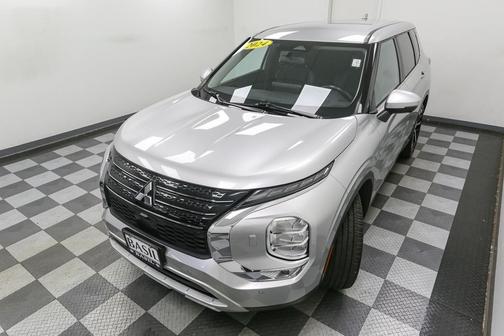 2024 Mitsubishi Outlander SE Ralliart S-AWC