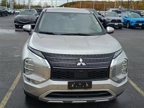 2024 Mitsubishi Outlander
