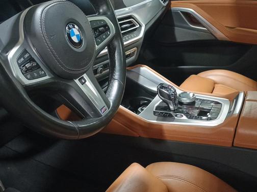 2021 BMW X6 xDrive40i