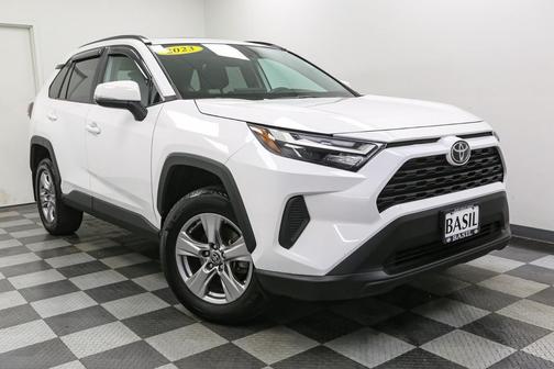 2023 Toyota RAV4 XLE