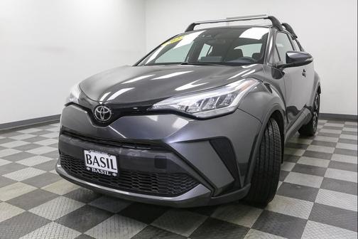 2022 Toyota C-HR XLE