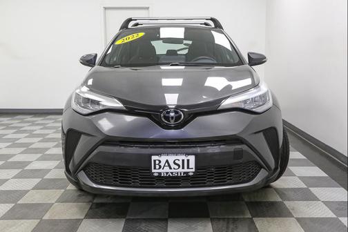 2022 Toyota C-HR XLE