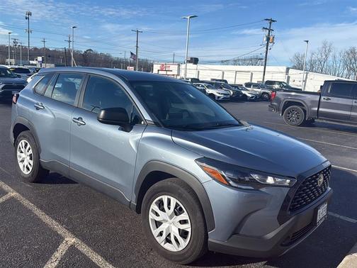 Celestite 2024 Toyota Corolla Cross L