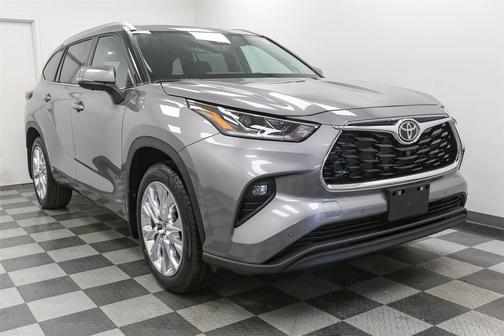 2025 Toyota Highlander Hybrid Limited