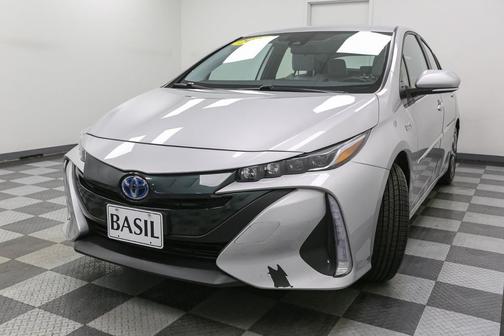 2022 Toyota Prius Prime XLE
