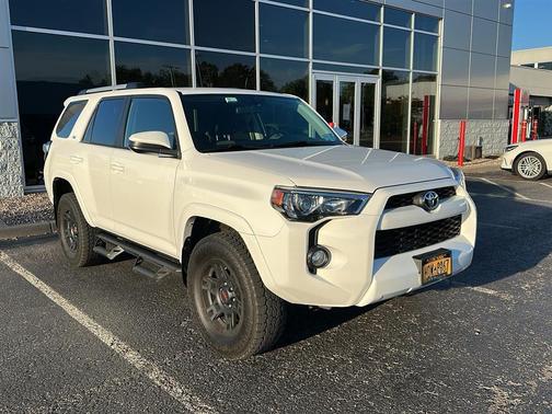 2019 Toyota 4Runner SR5
