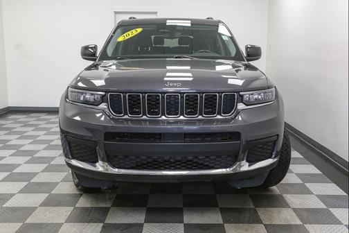Baltic Grey Metallic 2023 Jeep Grand Cherokee L Laredo