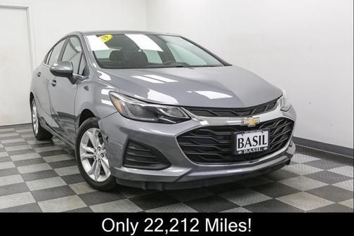 Satin Steel Gray Metallic 2019 Chevrolet Cruze LT