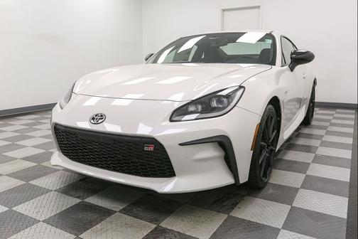 2026 Toyota GR86 Premium