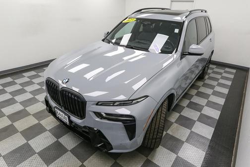 2023 BMW X7 xDrive40i