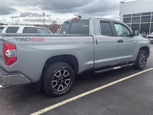 2020 Toyota Tundra SR5