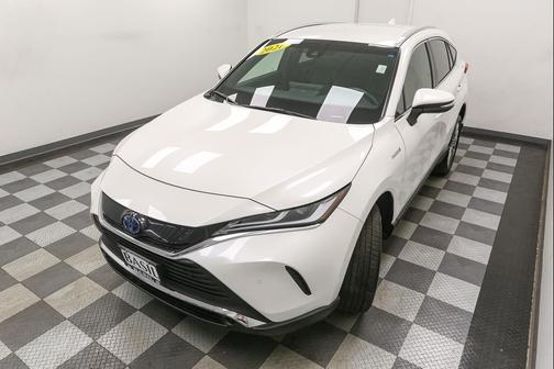 Blizzard Pearl 2021 Toyota Venza XLE