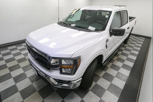 Oxford White 2023 Ford F-150 XL