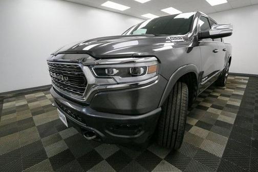 Photo 4 of 32 of 2019 RAM 1500 Limited