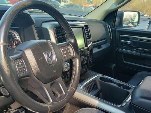 Granite Crystal Metallic 2016 RAM 1500 Sport