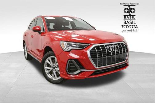 2024 Audi Q3 Premium 45 TFSI S line quattro Tiptronic
