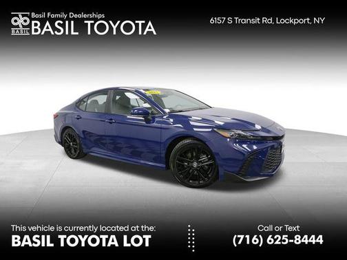 2025 Toyota Camry SE