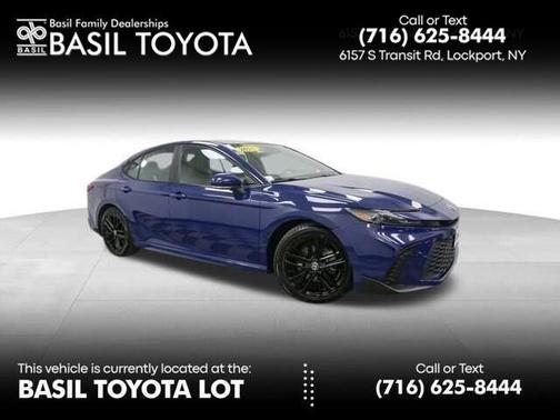 2025 Toyota Camry SE