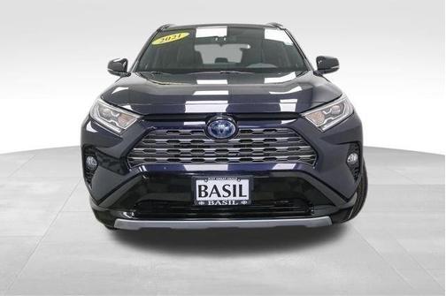 2021 Toyota RAV4 Hybrid SE