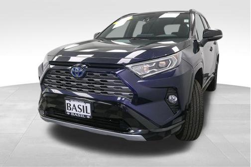 2021 Toyota RAV4 Hybrid SE