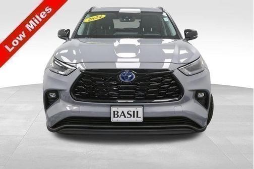 2024 Toyota Highlander Hybrid XLE