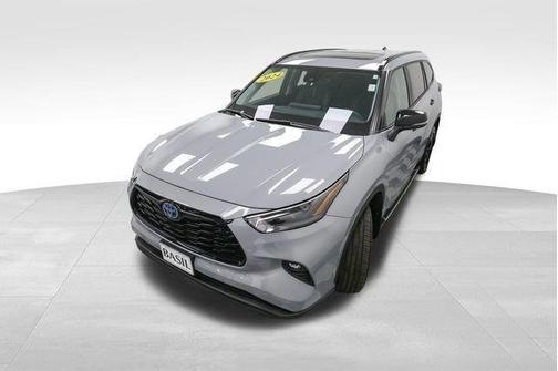 2024 Toyota Highlander Hybrid XLE