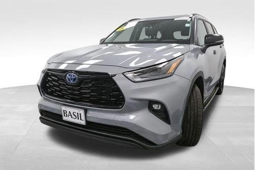 2024 Toyota Highlander Hybrid XLE