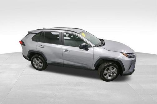 2025 Toyota RAV4 Hybrid SE