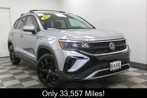 Pyrite Silver Metallic 2023 Volkswagen Taos 1.5T SE