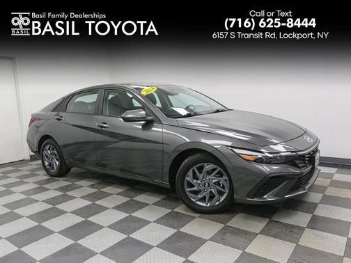 2024 Hyundai ELANTRA SEL