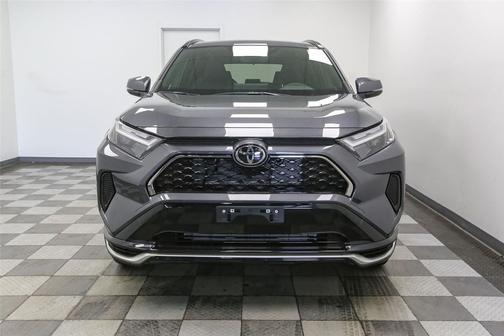 2025 Toyota RAV4 Hybrid SE