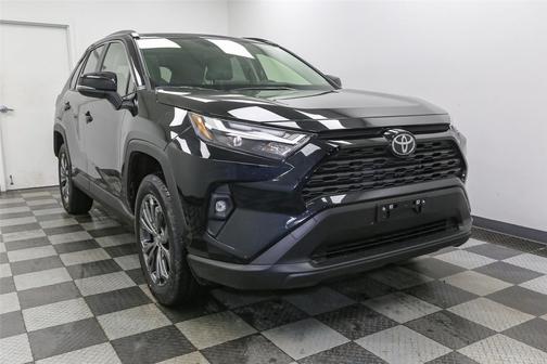 2025 Toyota RAV4 Hybrid XLE Premium