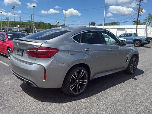 Donington Gray Metallic 2018 BMW X6 M