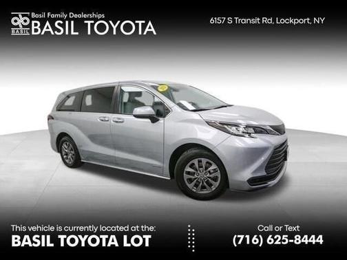 2021 Toyota Sienna LE