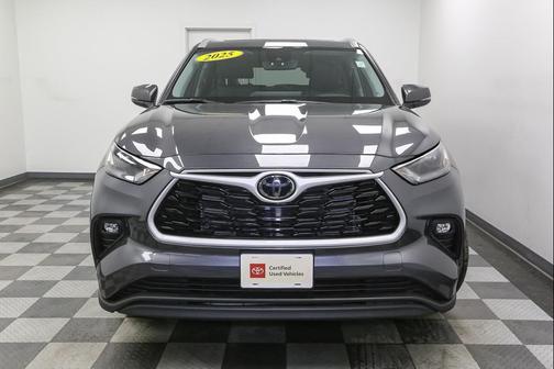 2025 Toyota Highlander XLE