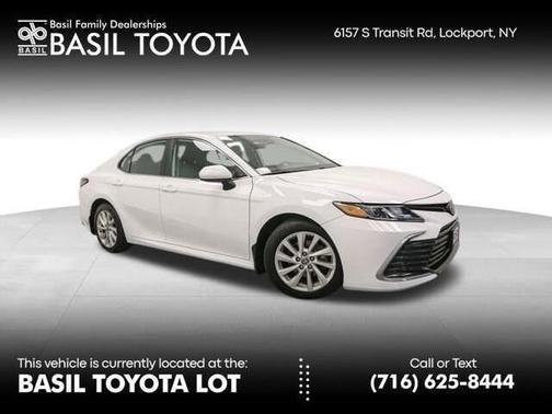 2022 Toyota Camry LE