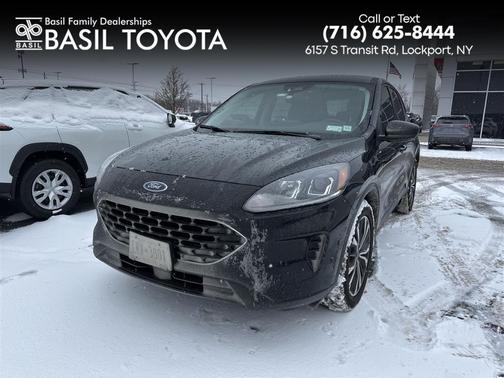 2022 Ford Escape SE