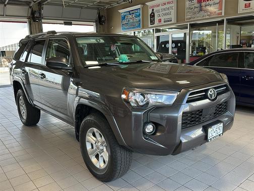 2023 Toyota 4Runner SR5