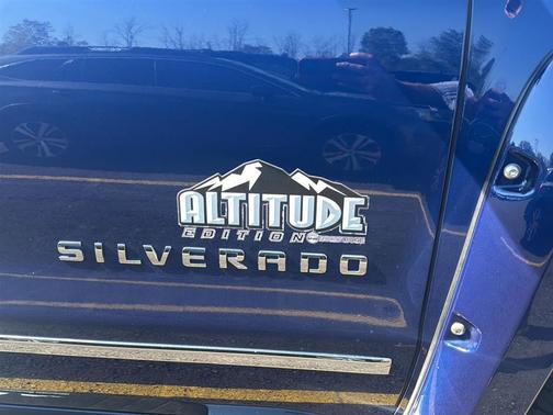 2014 Chevrolet Silverado 1500 LTZ