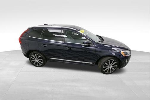 2017 Volvo XC60 T6 Inscription