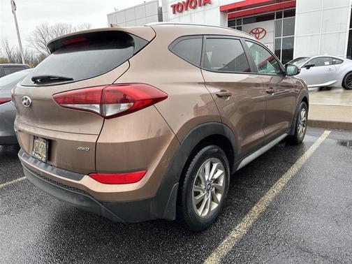 2017 Hyundai TUCSON SE Plus