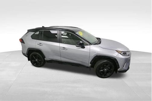 2020 Toyota RAV4 Hybrid SE
