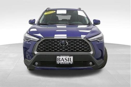 2024 Toyota Corolla Cross XLE