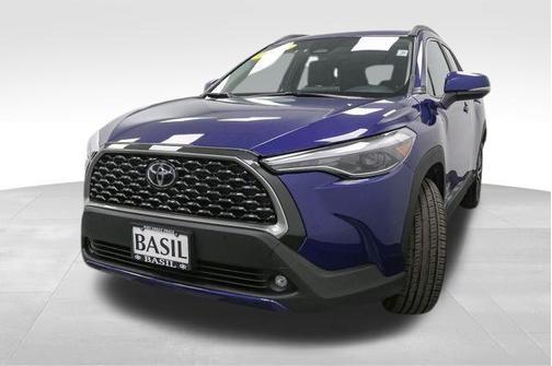 2024 Toyota Corolla Cross XLE