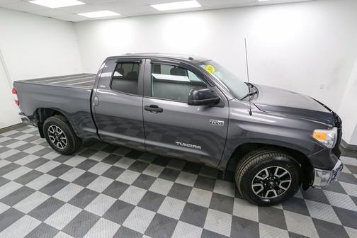 2016 Toyota Tundra SR5