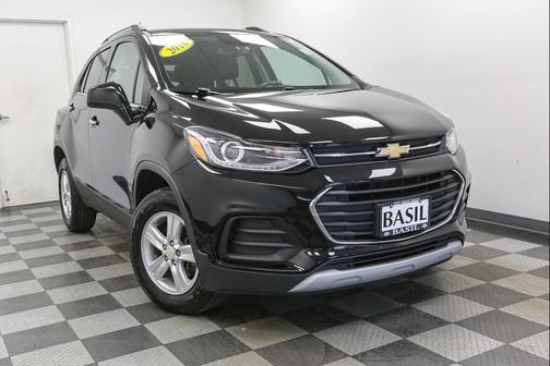 Mosaic Black Metallic 2018 Chevrolet Trax LT