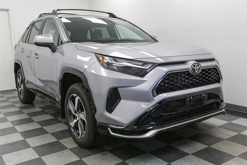 2025 Toyota RAV4 Hybrid SE