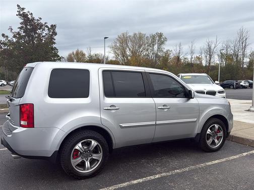 2015 Honda Pilot SE