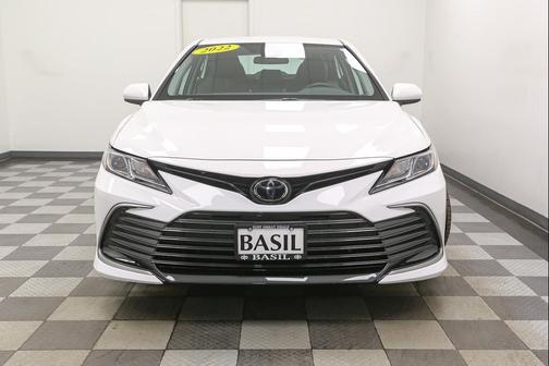 White 2022 Toyota Camry LE